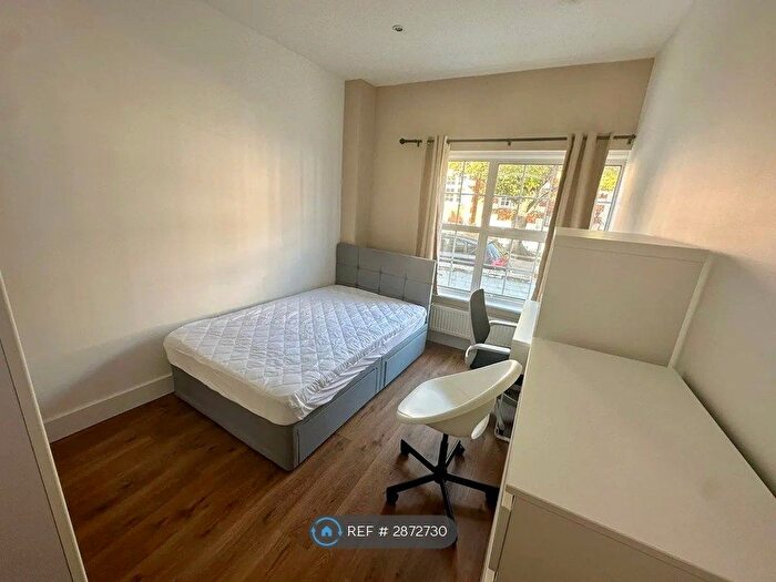 6 Bedroom Maisonette To Rent In Tamworth St, London, SW6