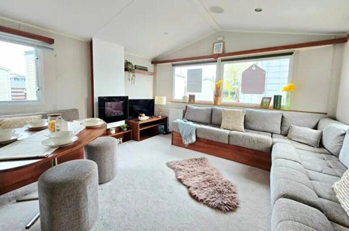 2 Bedroom Caravan For Sale In Willerby Caledonia, Alberta Holiday Park, Faversham Road, Whitstable, Kent, CT5