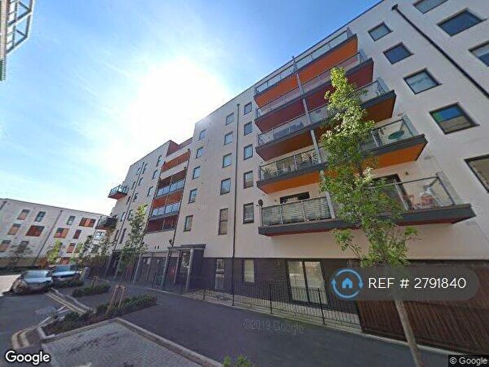 2 Bedroom Flat To Rent In Priory Court, Romford, RM7