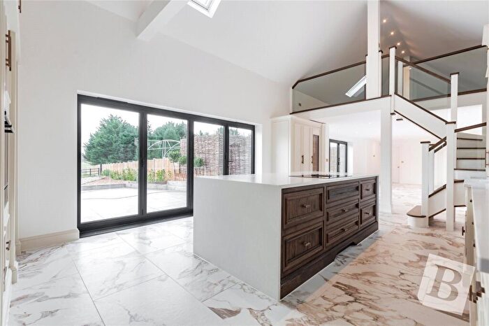4 Bedroom Bungalow For Sale In London Road, Stanford Rivers, Ongar, Essex, CM5