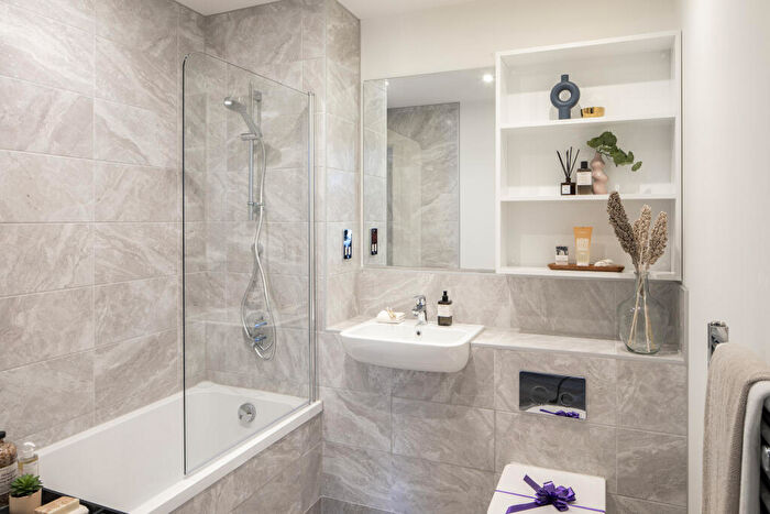 2 Bedroom Apartment For Sale In William Sutton Building, Old Mill Street, Manchester, M4