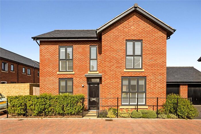5 Bedroom Detached House To Rent In Flora Close, Cheltenham, Gloucestershire, GL52