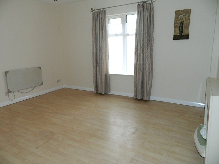 1 Bedroom Flat To Rent In Market Street, Little Lever, Bolton, BL3