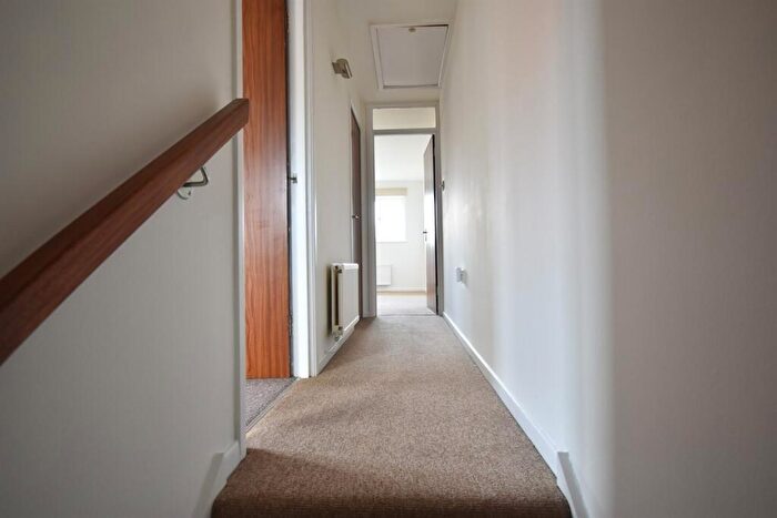 1 Bedroom Apartment For Sale In The Willows, Caversham, Reading, RG4