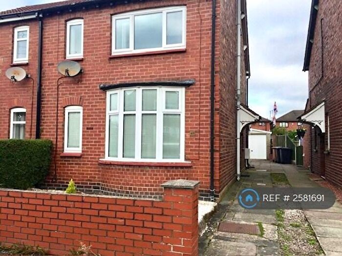 3 Bedroom Semi-Detached House To Rent In Neville Street, Crewe, CW2