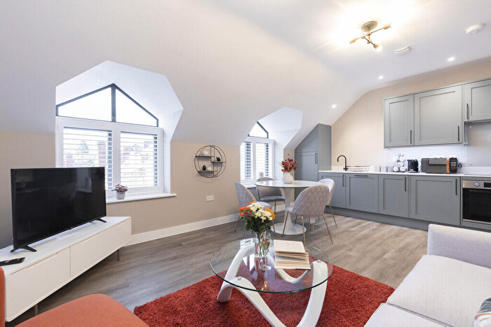 2 Bedroom Apartment To Rent In Armscroft Road, Gloucester, GL2