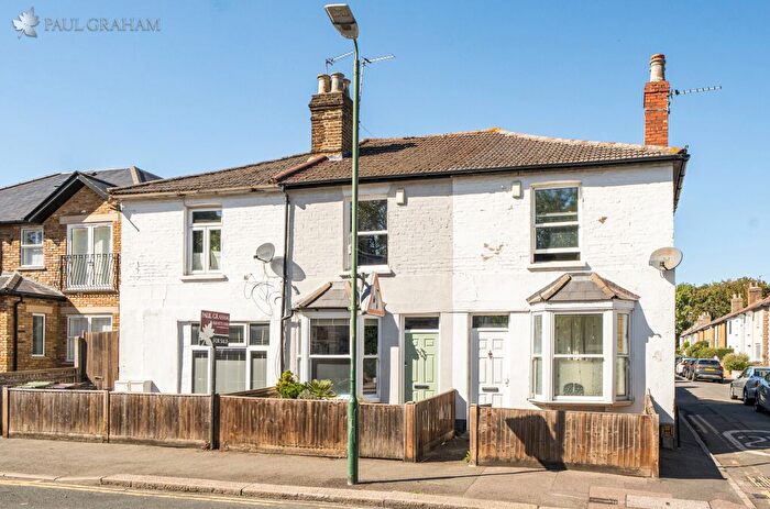 3 Bedroom Terraced House For Sale In Mill Lane, Carshalton, SM5