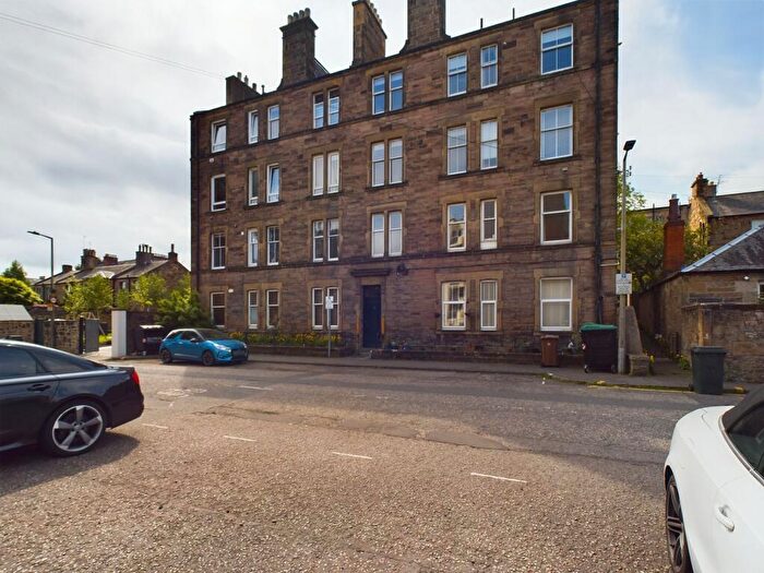 2 Bedroom Flat To Rent In Canaan Lane, Morningside, Edinburgh, EH10
