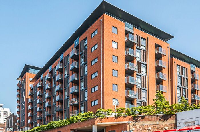 2 Bedroom Flat For Sale In Ringers Road, Bromley, BR1