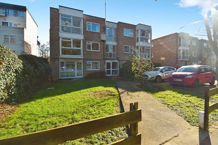 2 Bedroom Flat To Rent In Westmoreland Road, Bromley, BR2