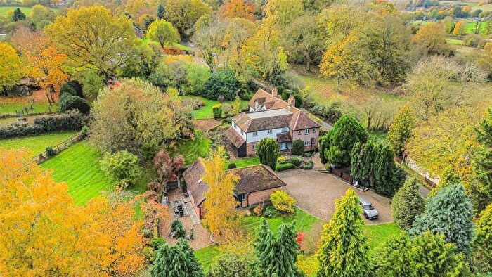 5 Bedroom Detached House For Sale In Substantial Country Home In . Acre Plot - Widford, Herts, SG12