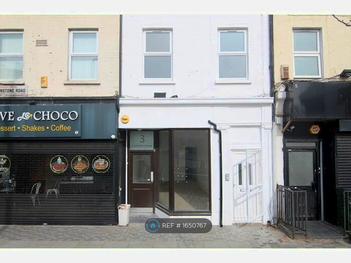 3 Bedroom Flat To Rent In Leytonstone Road, London, E15