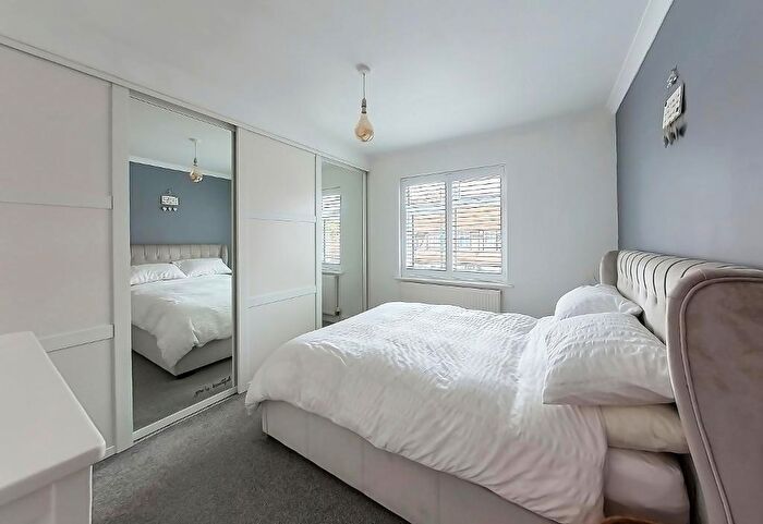 3 Bedroom Terraced House For Sale In Bedford Avenue, North Bessted, Bognor Regis, West Sussex, PO21