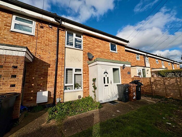 1 Bedroom Maisonette To Rent In Linkways, Stevenage, SG1
