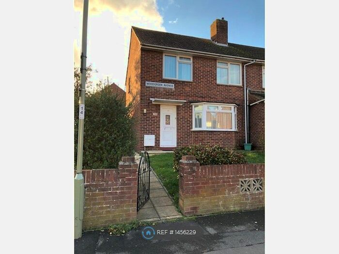 2 Bedroom End Of Terrace House To Rent In Woodgreen Avenue, Havant, PO9