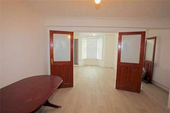 3 Bedroom Terraced House To Rent In Elmar Road, London N15