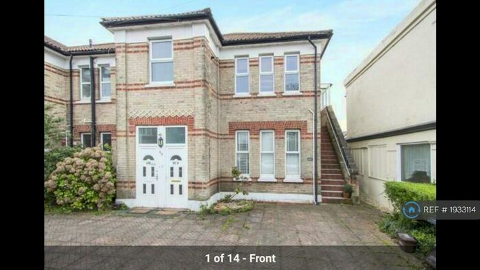 3 Bedroom Flat To Rent In Southcote Road, Bournemouth, BH1