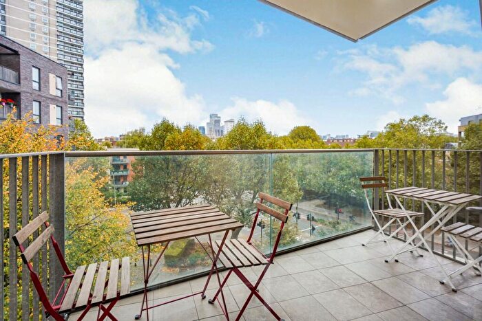 1 Bedroom Flat To Rent In Freda Street Southwark, SE16