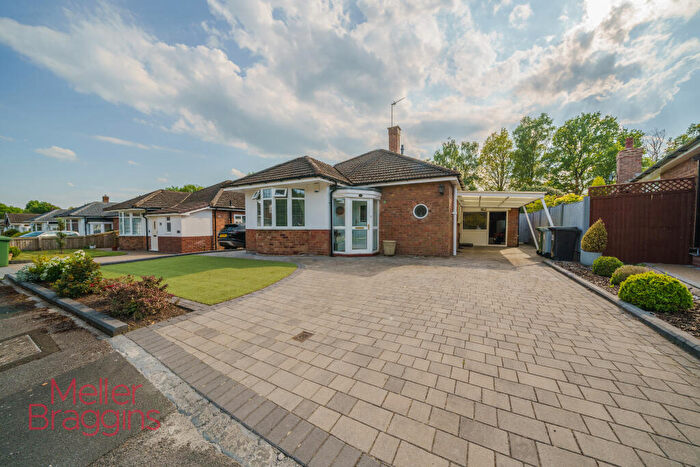 2 Bedroom Bungalow For Sale In Stanneylands Drive, Wilmslow, SK9
