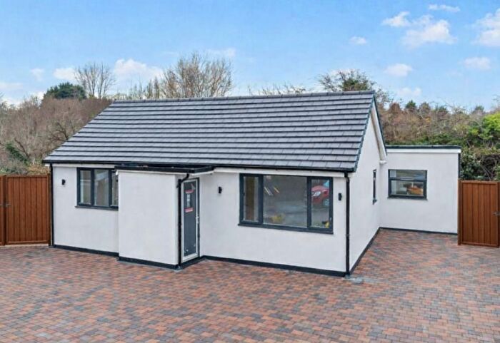3 Bedroom Detached Bungalow For Sale In Brackenhill Close, Links View, NN2