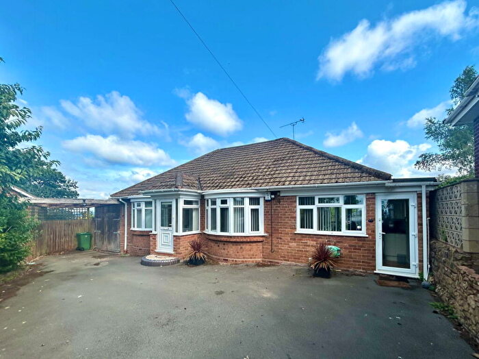 3 Bedroom Detached Bungalow For Sale In Vale Avenue, Upper Gornal, DY3