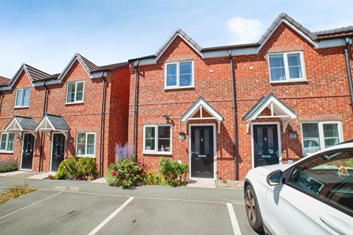 2 Bedroom Semi-Detached House For Sale In Sandy Grove, Mansfield, NG18