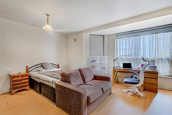 Studio To Rent In Cromwell Road, Earls Court, SW5