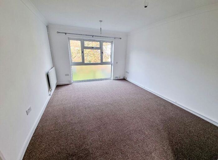 1 Bedroom Flat To Rent In Trumper Road, Stevenage, SG1