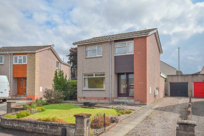 3 Bedroom Detached House To Rent In Westfield Drive, Forfar, Angus, DD8