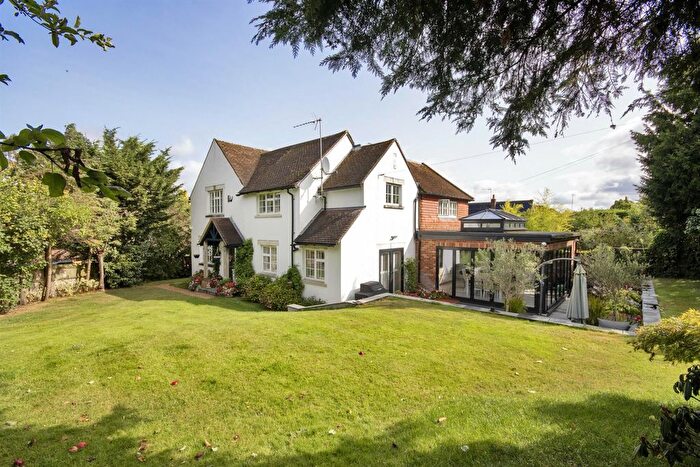 4 Bedroom Detached House For Sale In London Road, Westerham, TN16