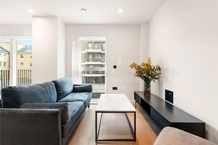 Studio To Rent In Chelsea Botanica, Andrena Apartment, London, SW6