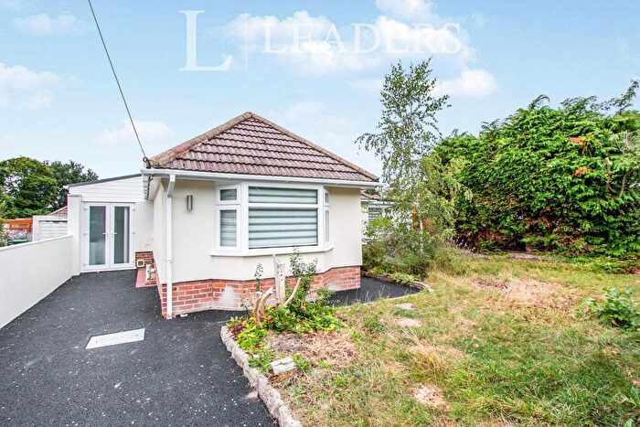 4 Bedroom Bungalow To Rent In Hamble Road, Oakdale, BH15