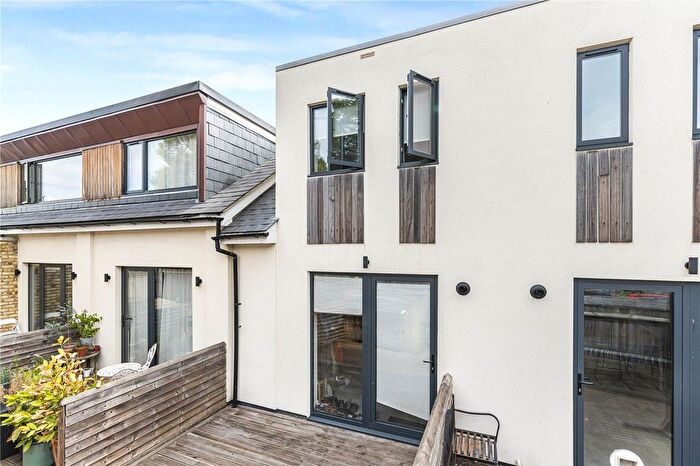 1 Bedroom Flat For Sale In Page Heath Villas, Bromley, BR1