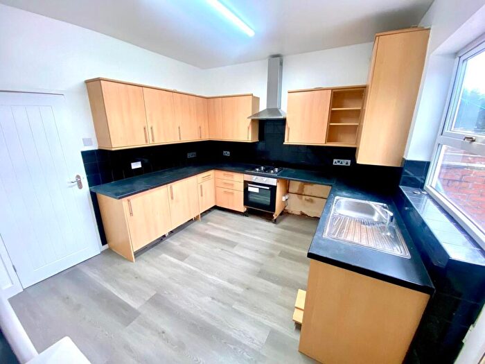 3 Bedroom Terraced House To Rent In Whiteacre Road, Ashton Under Lyne, OL6