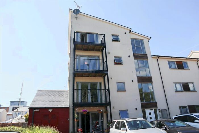 2 Bedroom Flat To Rent In Navigators Court, Portishead, Bristol, BS20