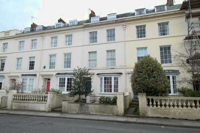 1 Bedroom Flat To Rent In London Road, Canterbury Ref -, CT2