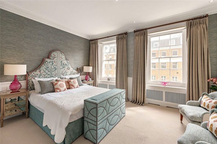 2 Bedroom Flat For Sale In Eaton Place, Belgravia, London, SW1X