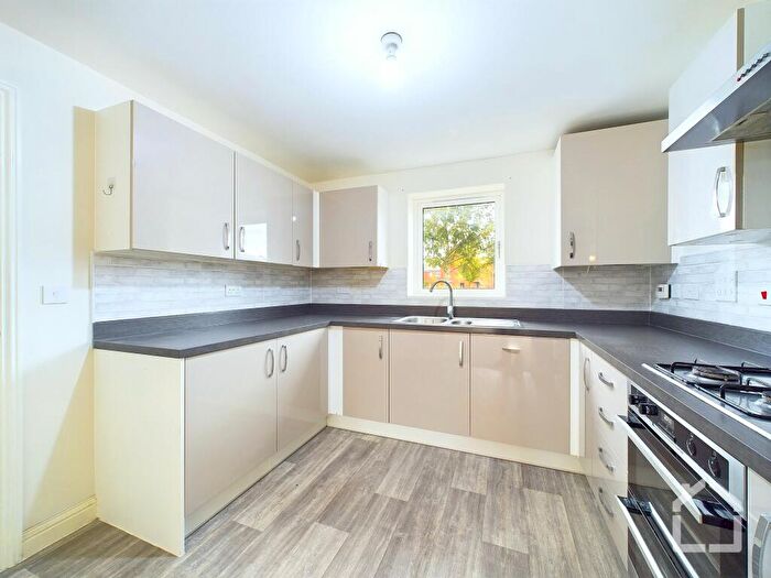 4 Bedroom Link Detached House To Rent In Heren Lane, Whitehouse, MK8