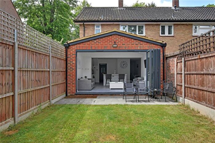 3 Bedroom End Of Terrace House For Sale In The Glebe, Blackheath, London, SE3