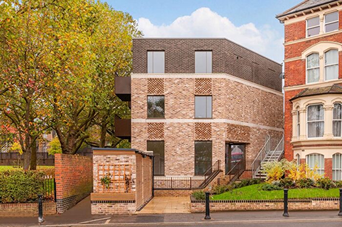 1 Bedroom Flat To Rent In Friern Road, East Dulwich, SE22