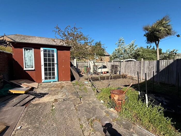 3 Bedroom House For Sale In Baron Road, Dagenham, RM8