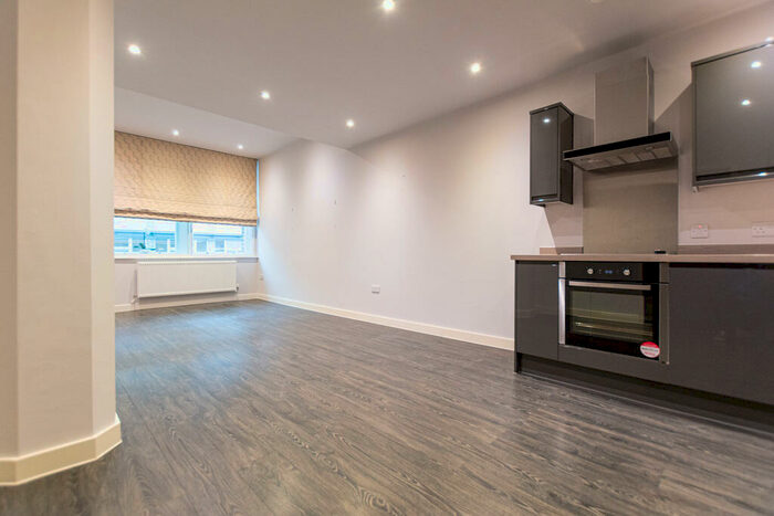 2 Bedroom Flat For Sale In Edmund Street, City Centre, Liverpool, L3