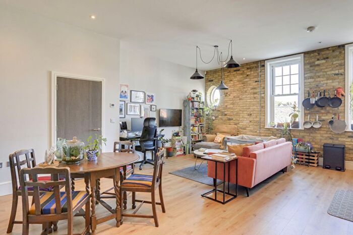 1 Bedroom Flat For Sale In Plassy Road, Catford, SE6