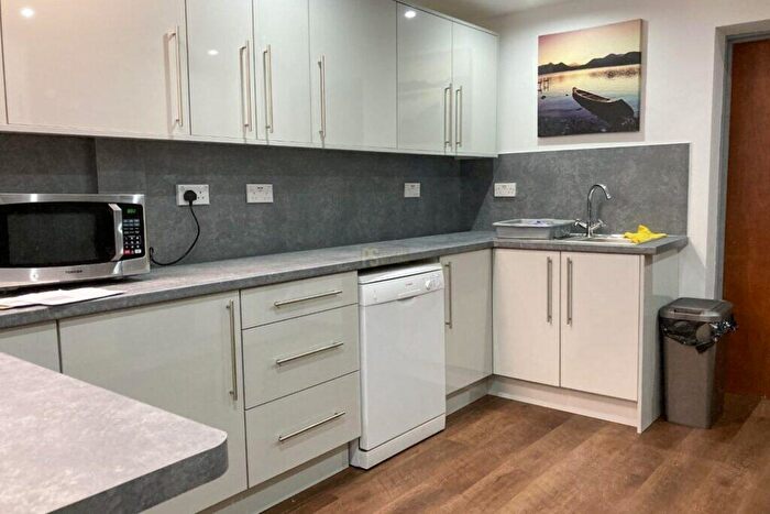 6 Bedroom Terraced House To Rent In Tiverton Road, Selly Oak, Birmingham, B29