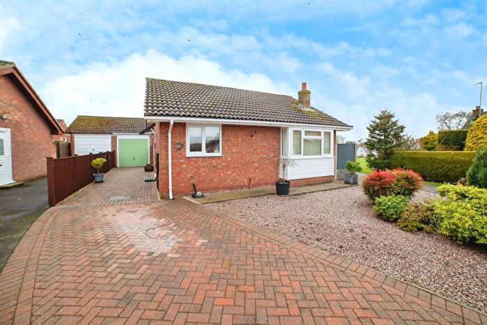 2 Bedroom Detached Bungalow For Sale In Webster Close, Rainworth, Mansfield, NG21