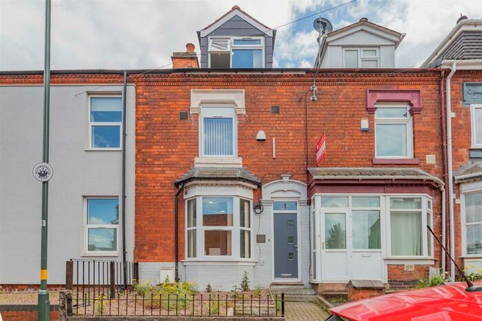 6 Bedroom House To Rent In Croydon Road, Bournbrook, Birmingham, B29