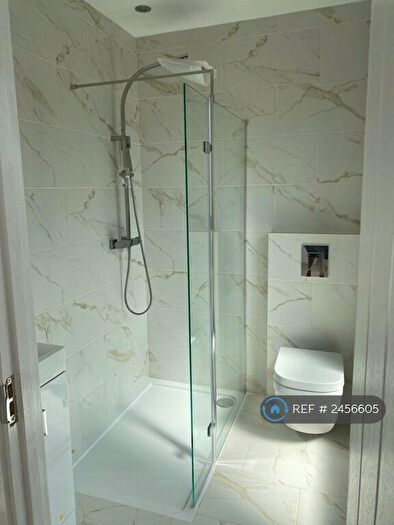2 Bedroom Detached House To Rent In Winslow Grove, London, E4