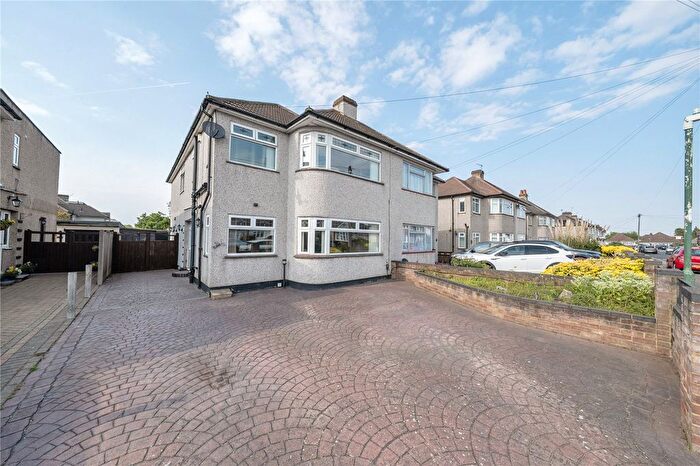3 Bedroom Semi-Detached House For Sale In Denver Road, Dartford, DA1