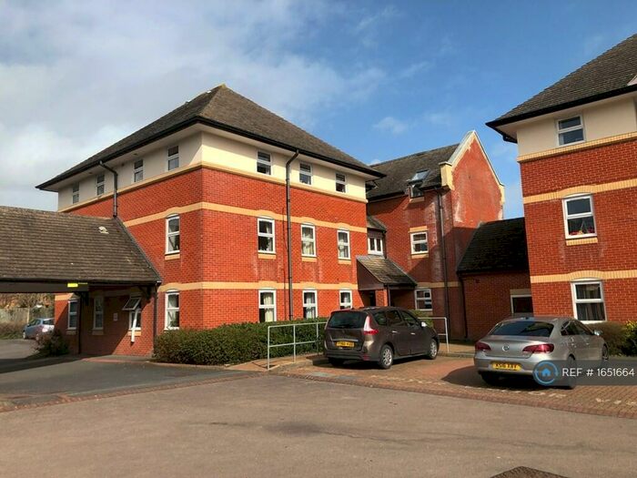 2 Bedroom Flat To Rent In Jackman Close, Abingdon, OX14