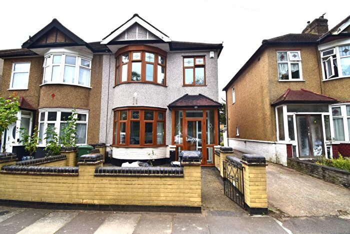 3 Bedroom Semi-Detached House To Rent In South Park Terrace, Ilford, IG1